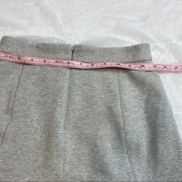 Madewell Light Grey Pleated Scuba Trumpet Mini Skirt - Picture 11 of 14